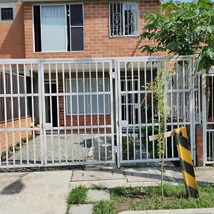 A Diez Minutos Del Aeropuerto Palmira (Valle del Cauca)